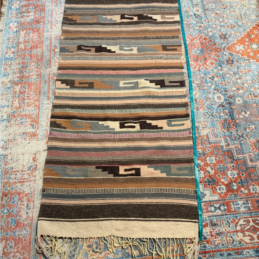 Southwest woven wool runner rug - Picture 5 of 7
